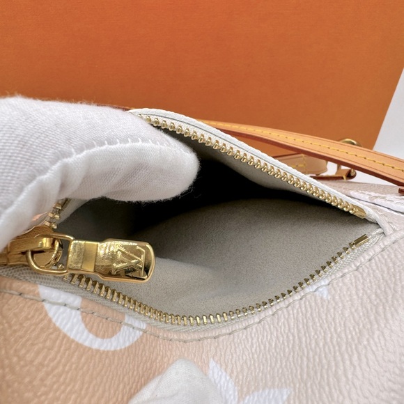 ‼️SOLD‼️Louis Vuitton Mist Gray Giant Monogram Coated Canvasby The Pool Backpack - Picture 15 of 17